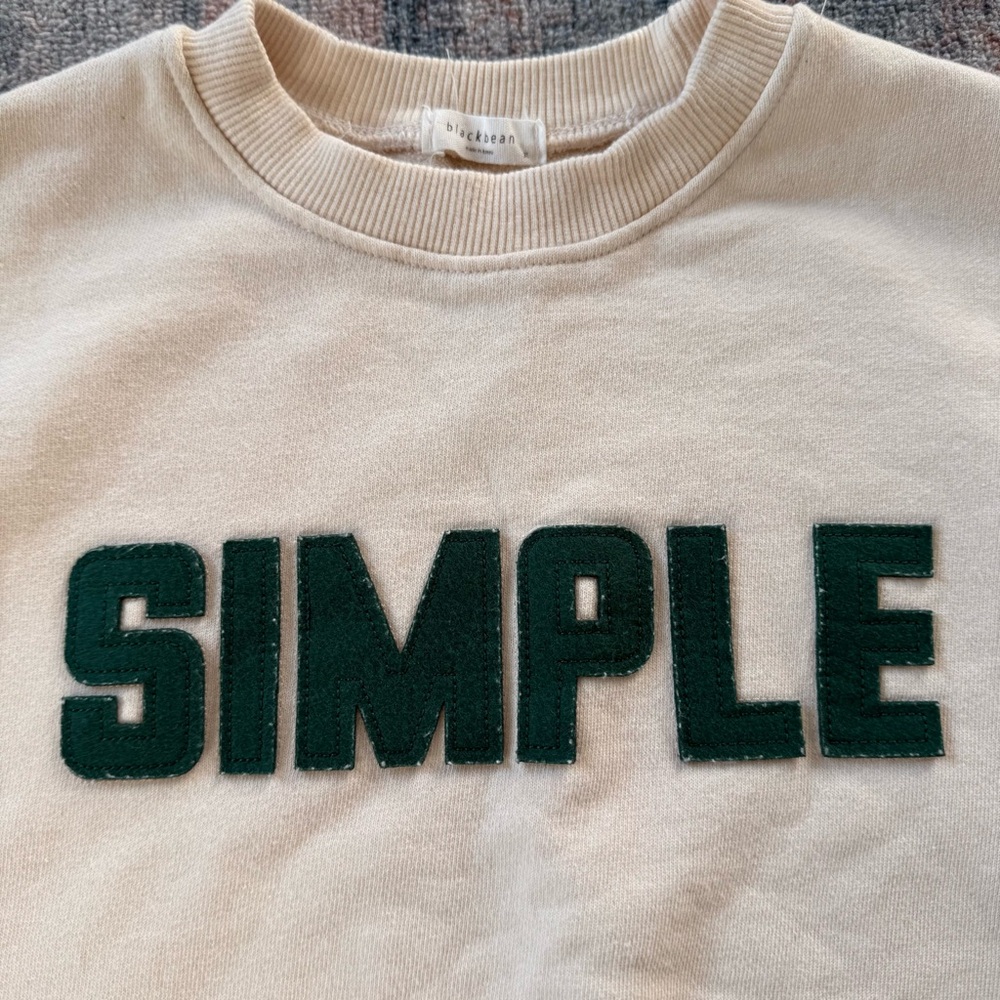 Cream Sweatshirt with Green 'SIMPLE' felt emblem kids / Size 5